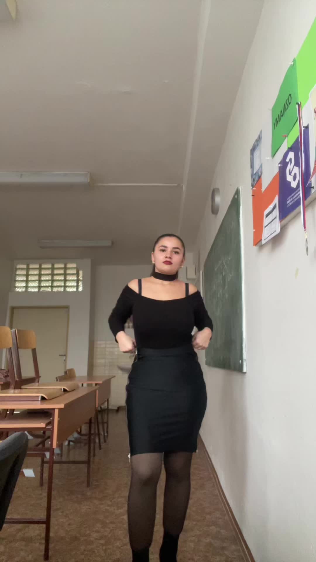 @𝗛𝗘𝗟𝗘𝗡𝗚𝗚𝗚&reg;️🎶🎤🎵