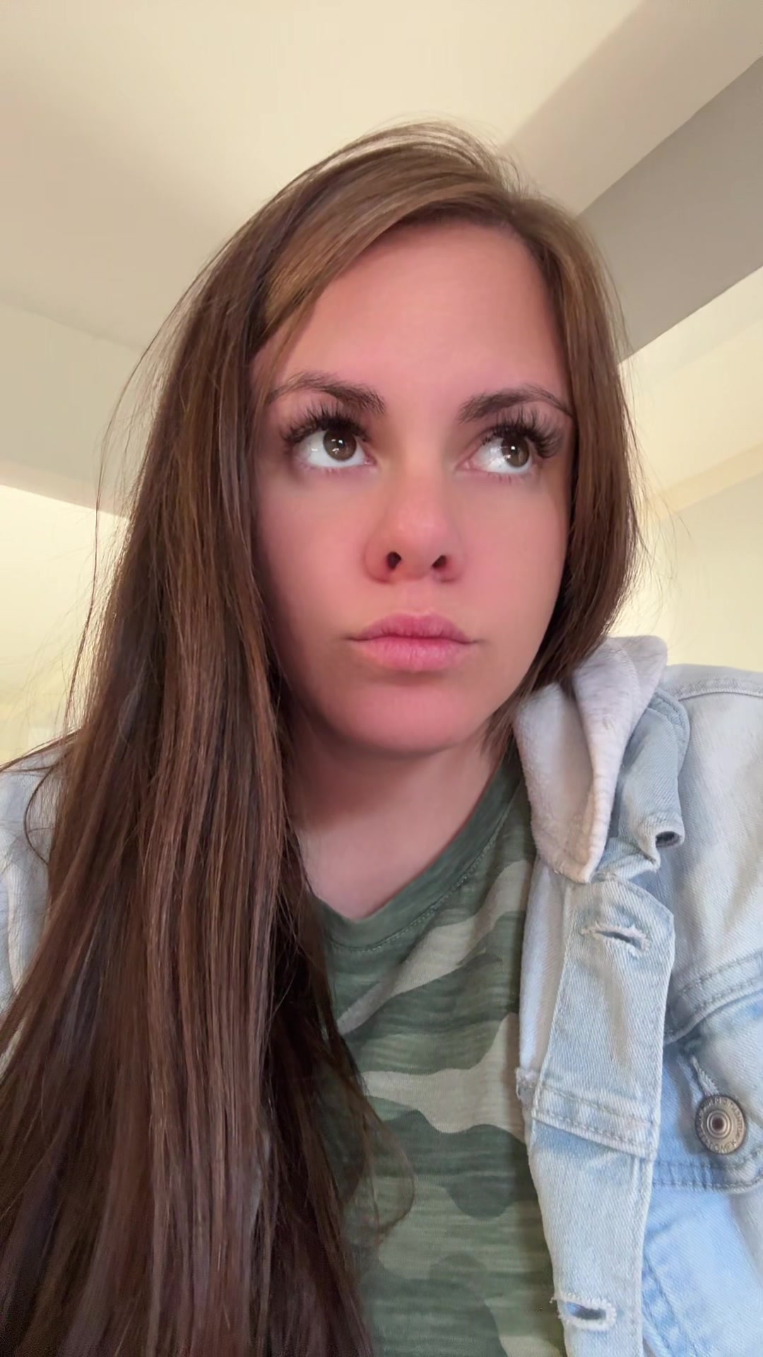 @Lo