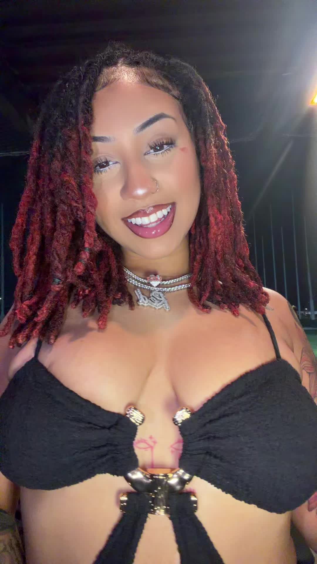 @Luh Red ๐