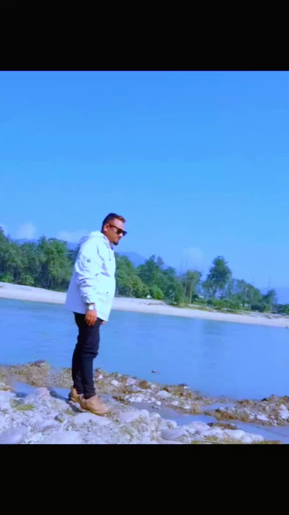 @अर्जुन सेन्चुरी &szlig;&kappa;. (गाउँले )