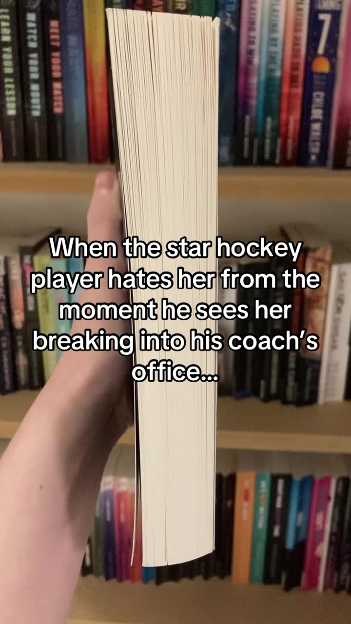 @lizziereadsbooks📚
