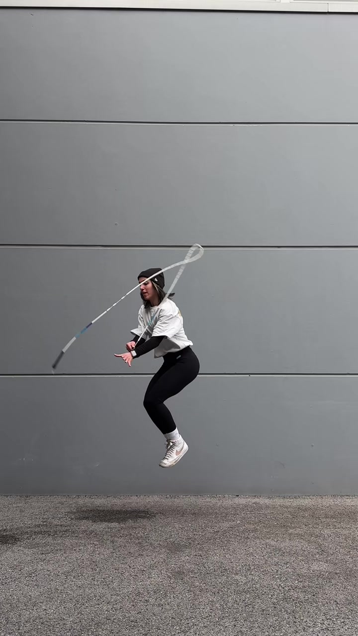 @dani jumps