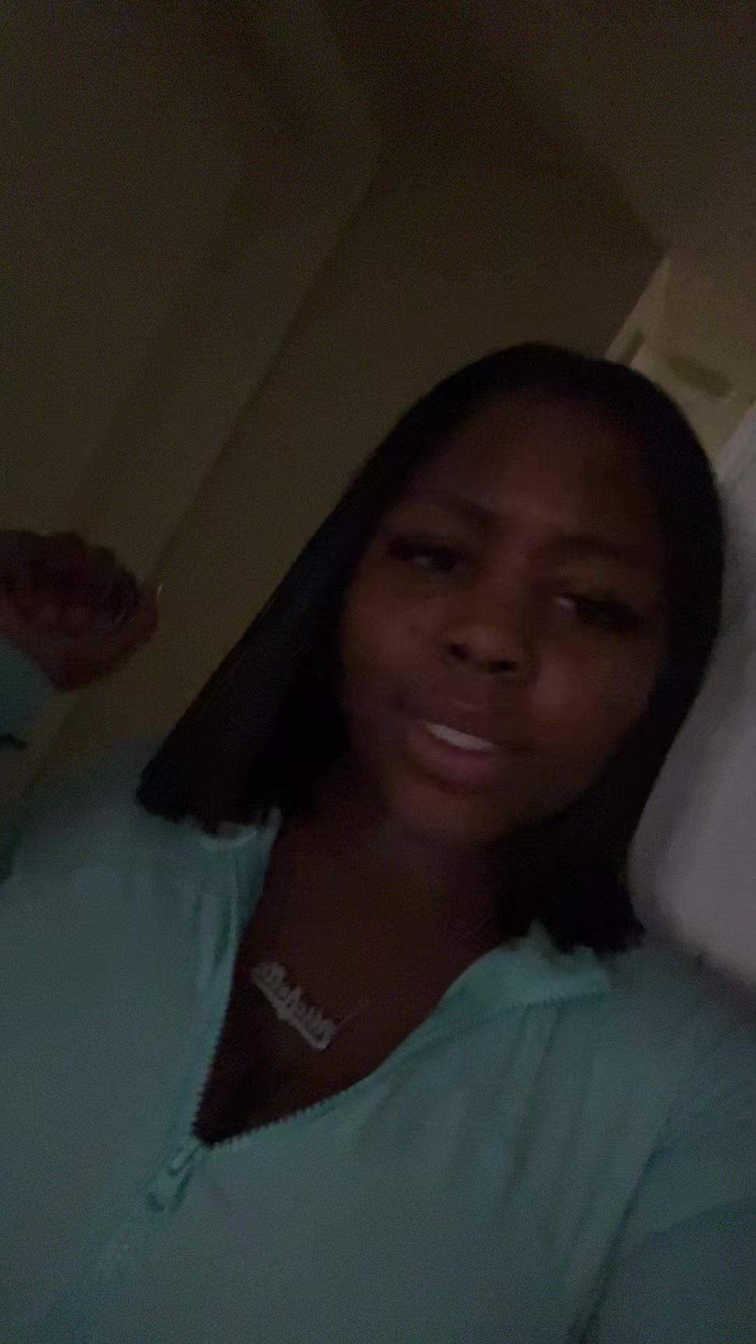 @checkonchelle
