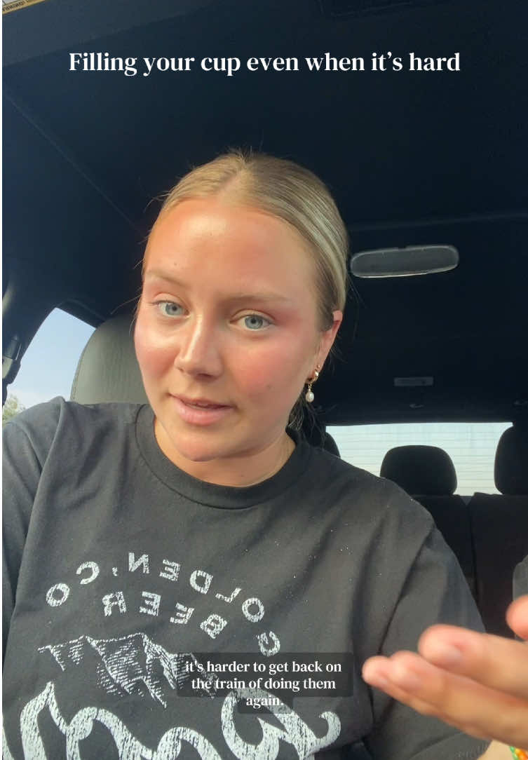 @caitiebrown