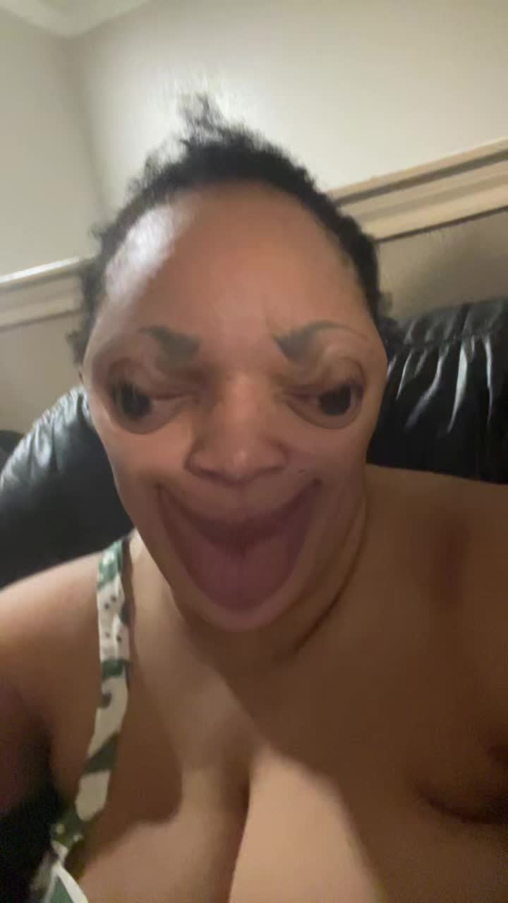 @1stladyone