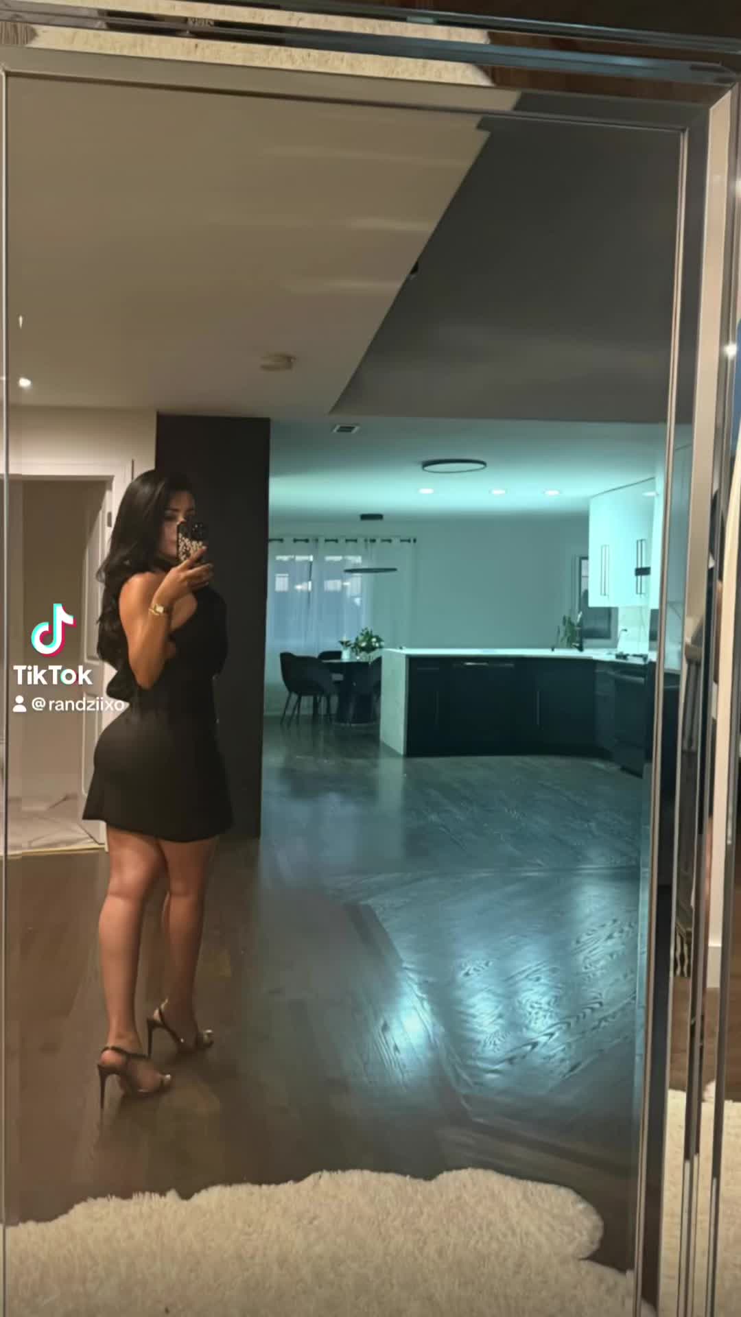 @Randzii