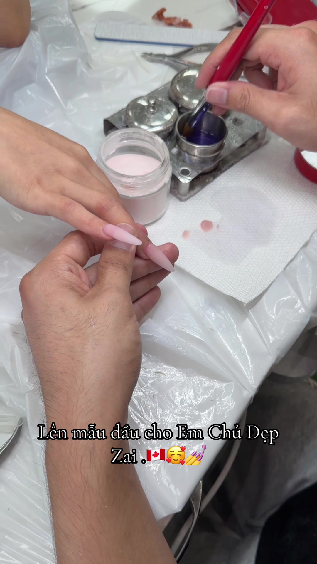 @KimmieNails🇻🇳♥️🇨🇦Tấu Hài😜