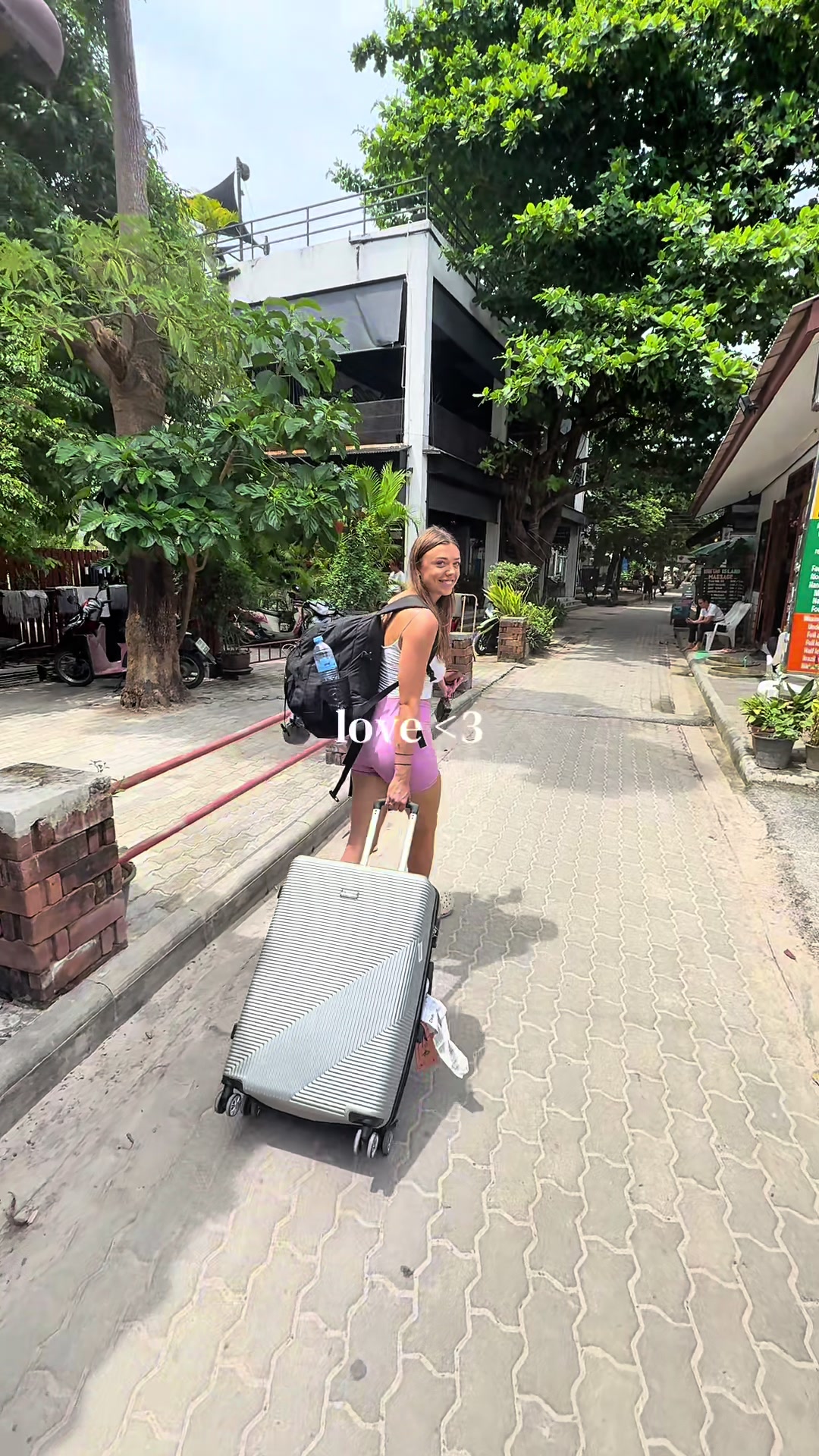 @Georgia | Female Solo Travel ✨