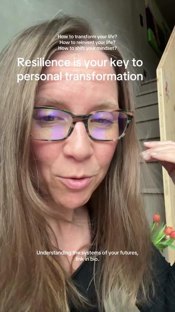 @Personal Futurist Essi Erika