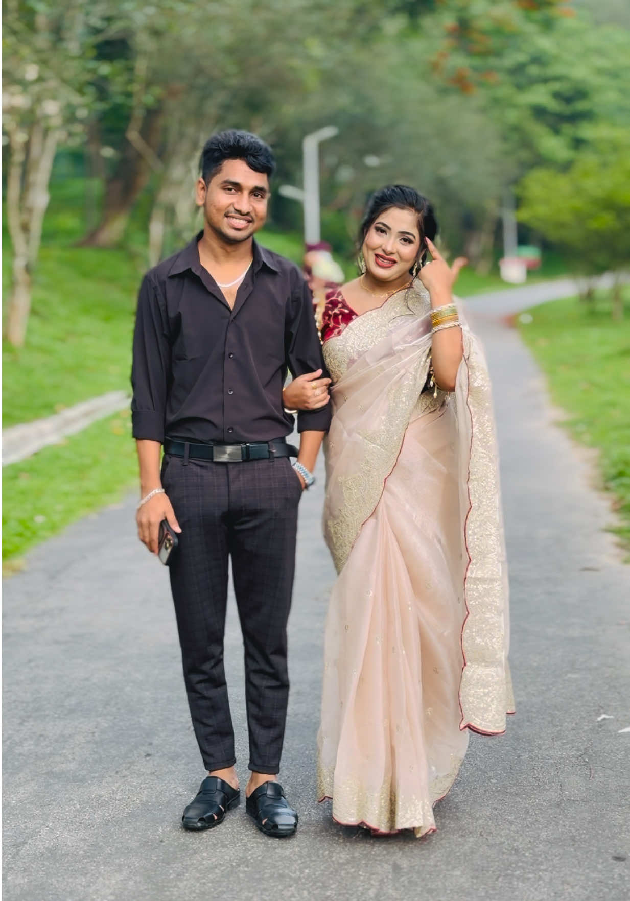 @👨👨👧 আমাদের ছোট সংসার 🏡
