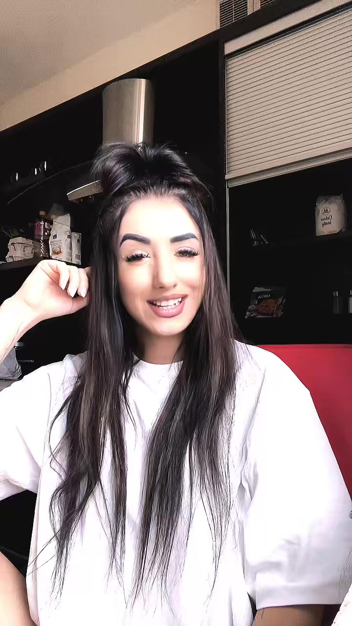 @_beluniaaa_