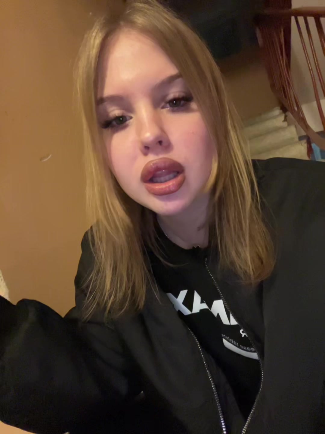 @d