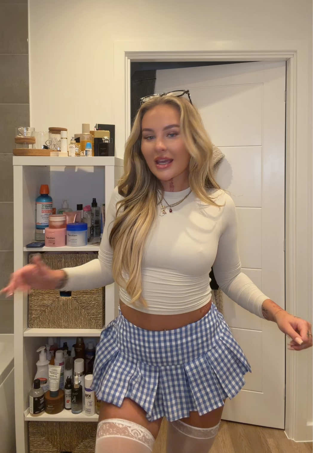 @alirose