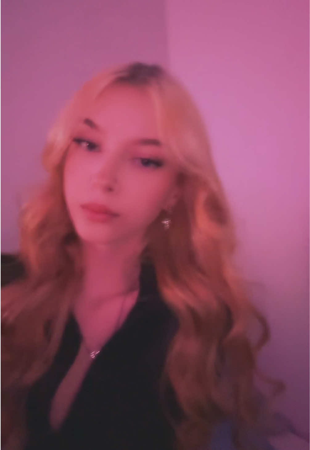 @Nea💫