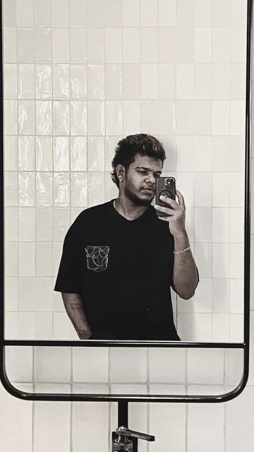 @🇱🇰 __&Scaron;_&Atilde;_Ć_H_&Igrave;_Ł_&Atilde;__ 🇦🇪