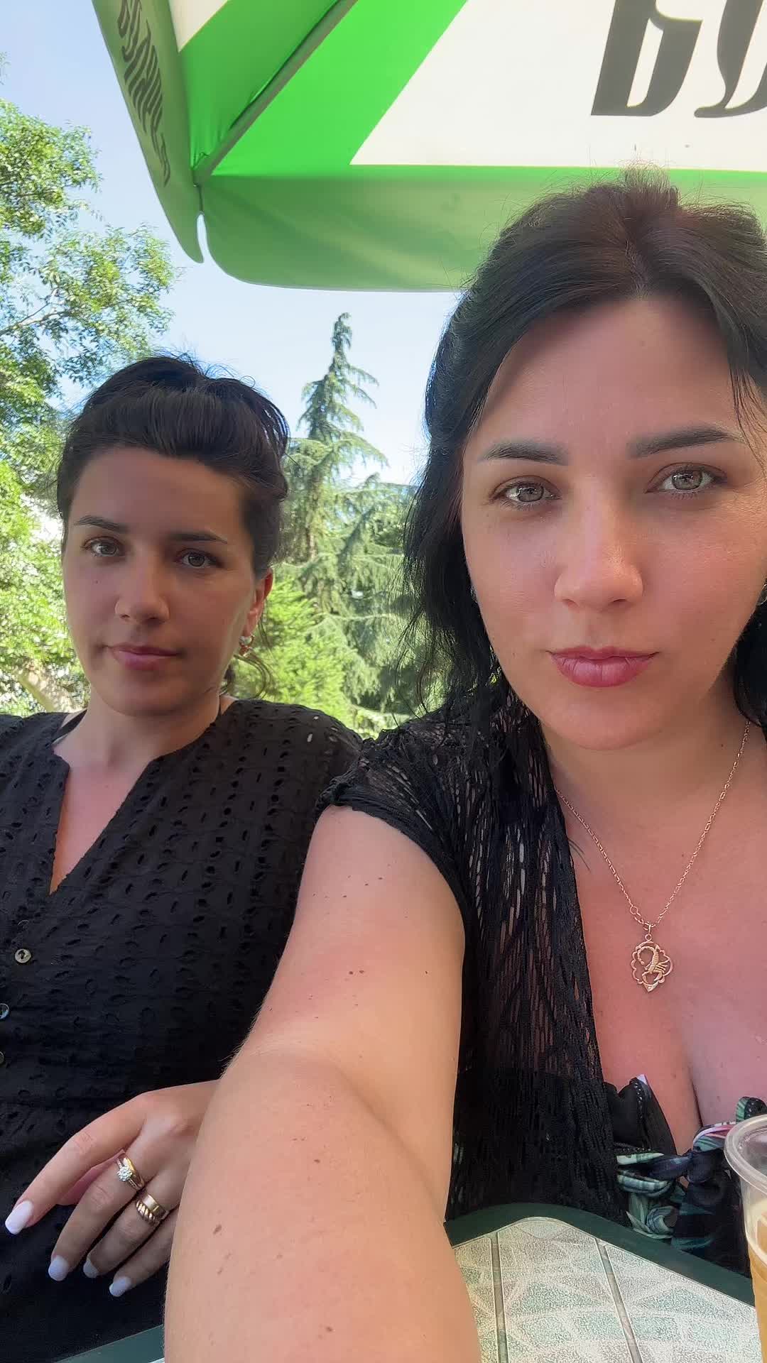@Elena 🍒