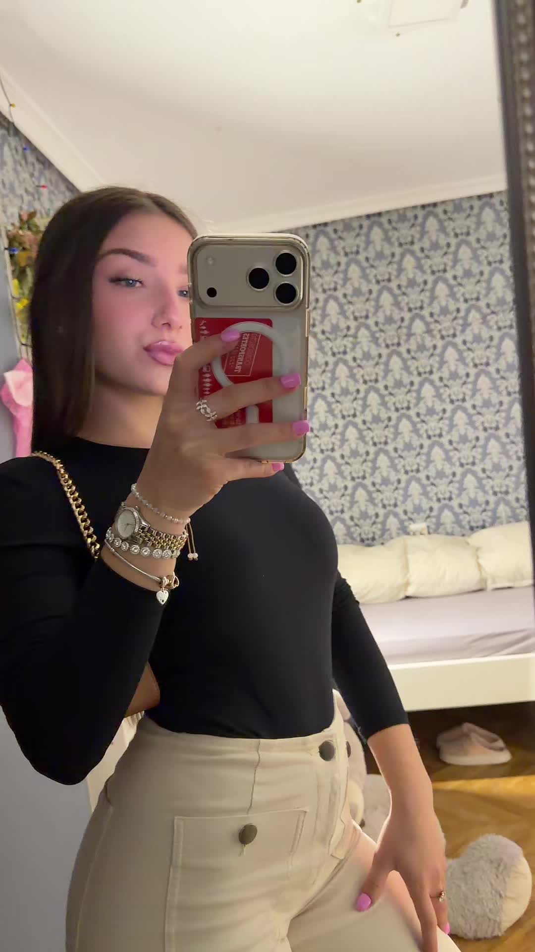 @Indira🎀