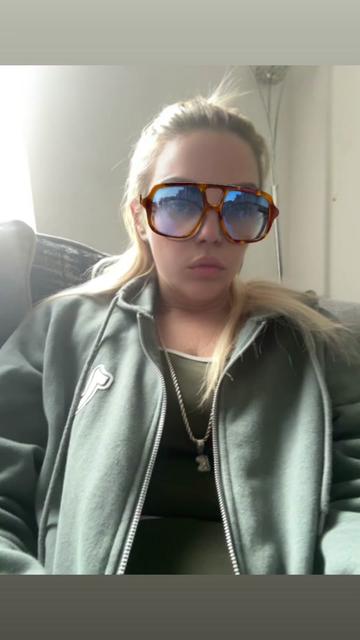 @hayleylouhayley