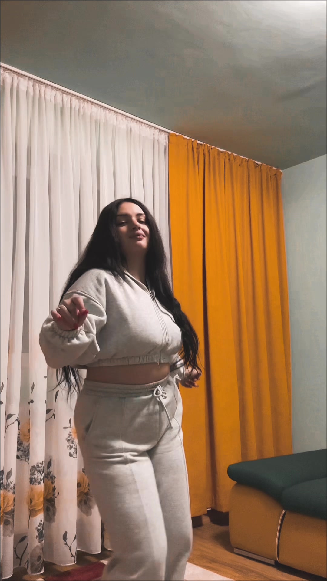 @adelina_adee33