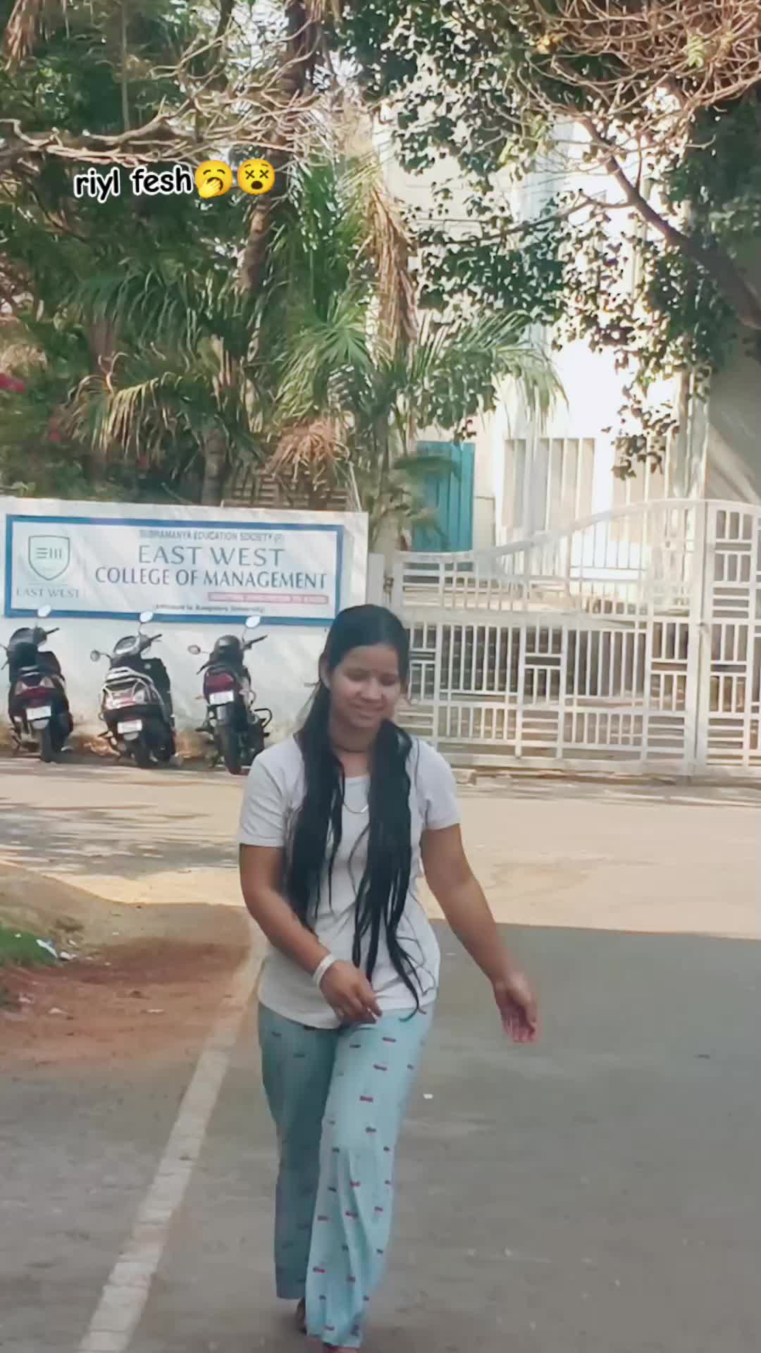 @xettri -manu💫🇮🇳🇳🇵😢