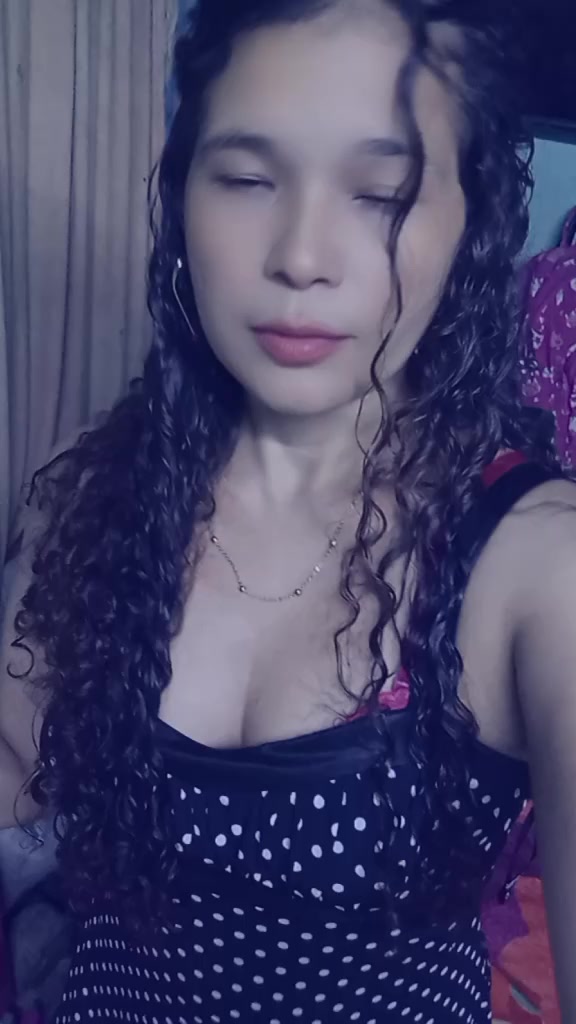 @🧸 Kenia Carolina 🦄🖤