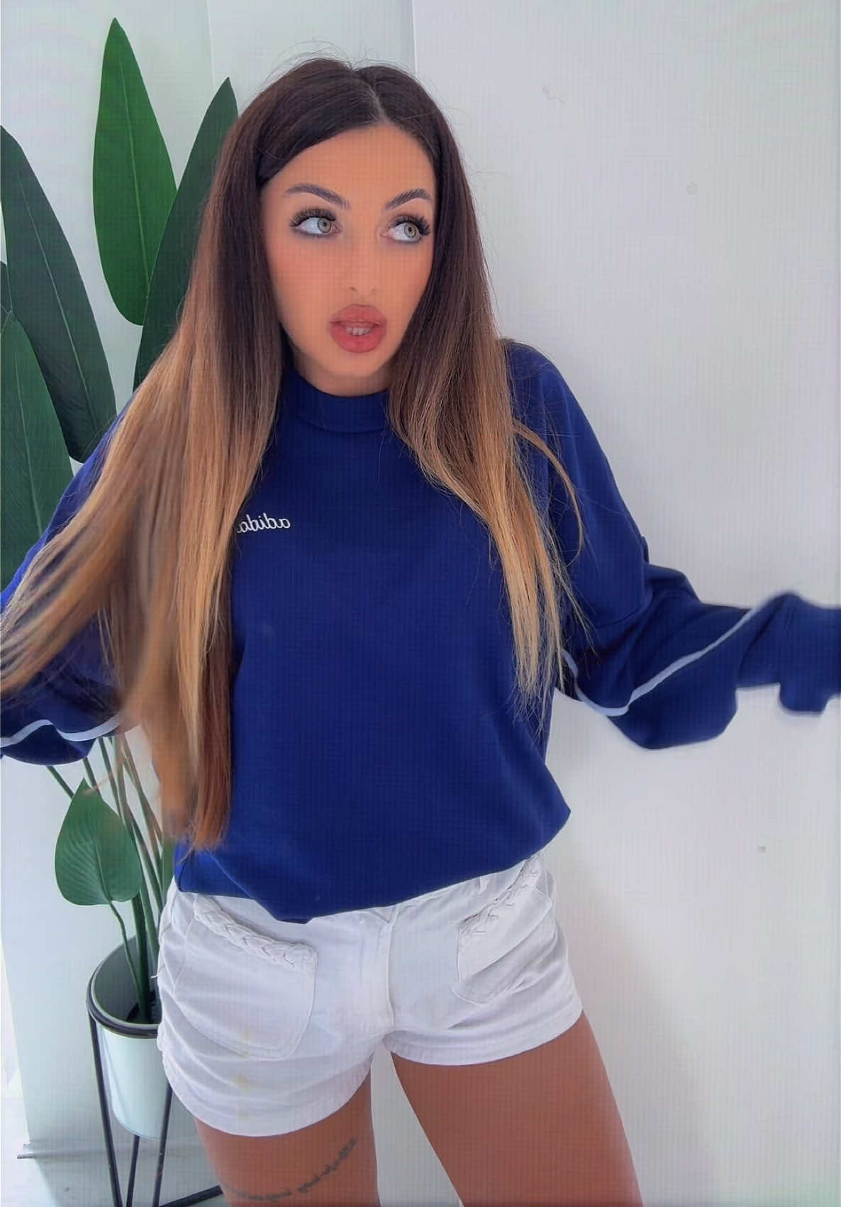 @𝐀𝐧𝐝𝐫𝐮𝐭𝐳𝐚🩷