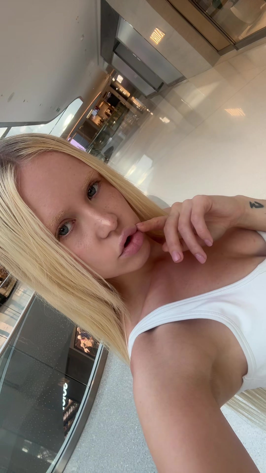 @EvelushkaA