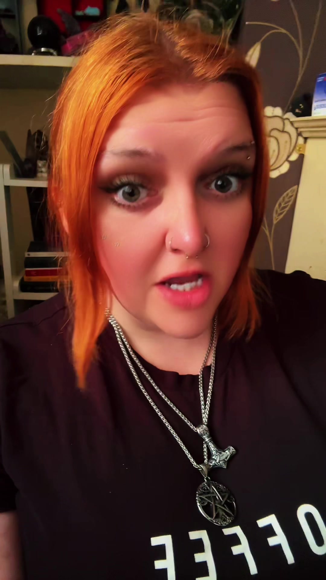 @CraftyMummaTrucker