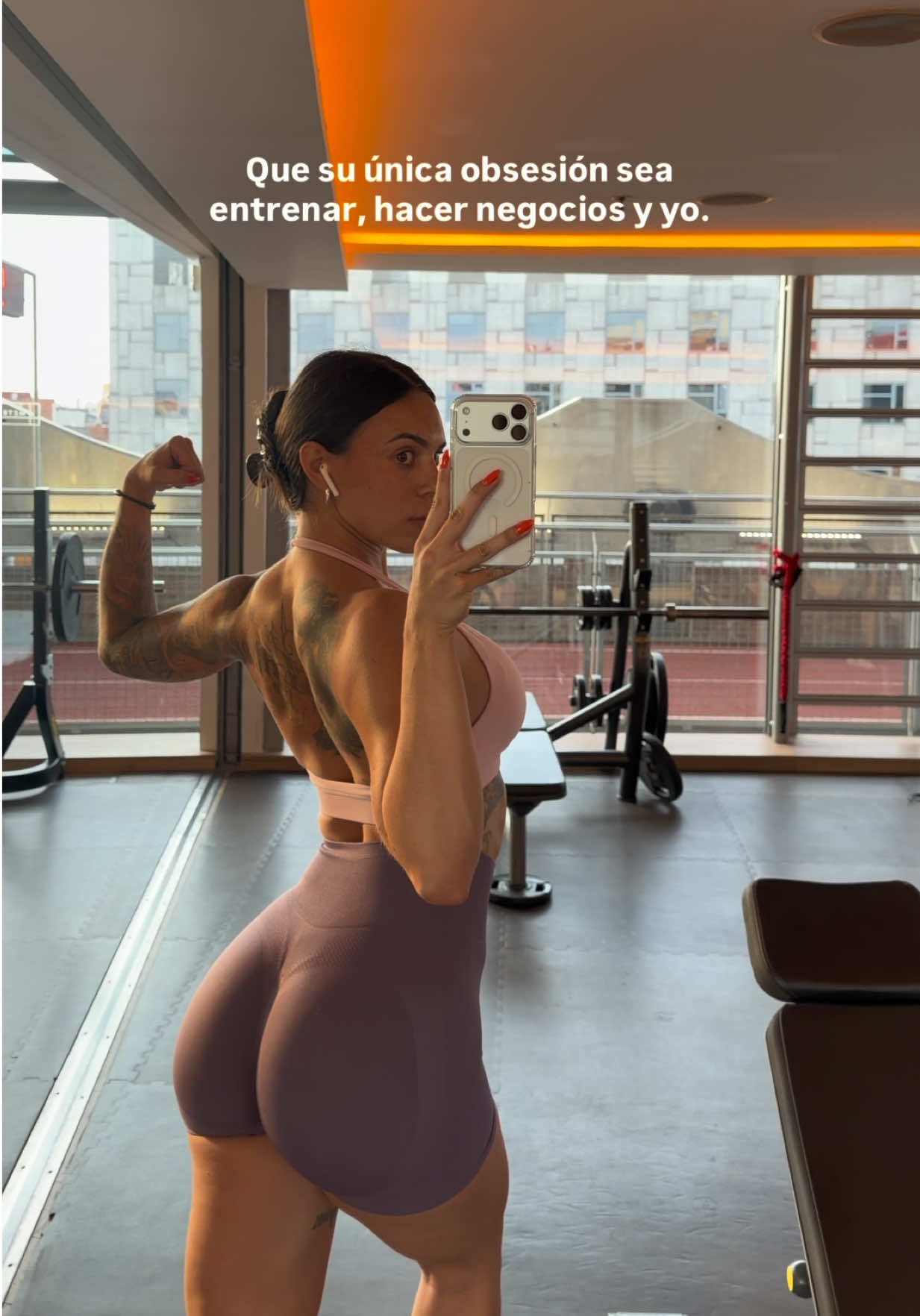 @Caarlamore