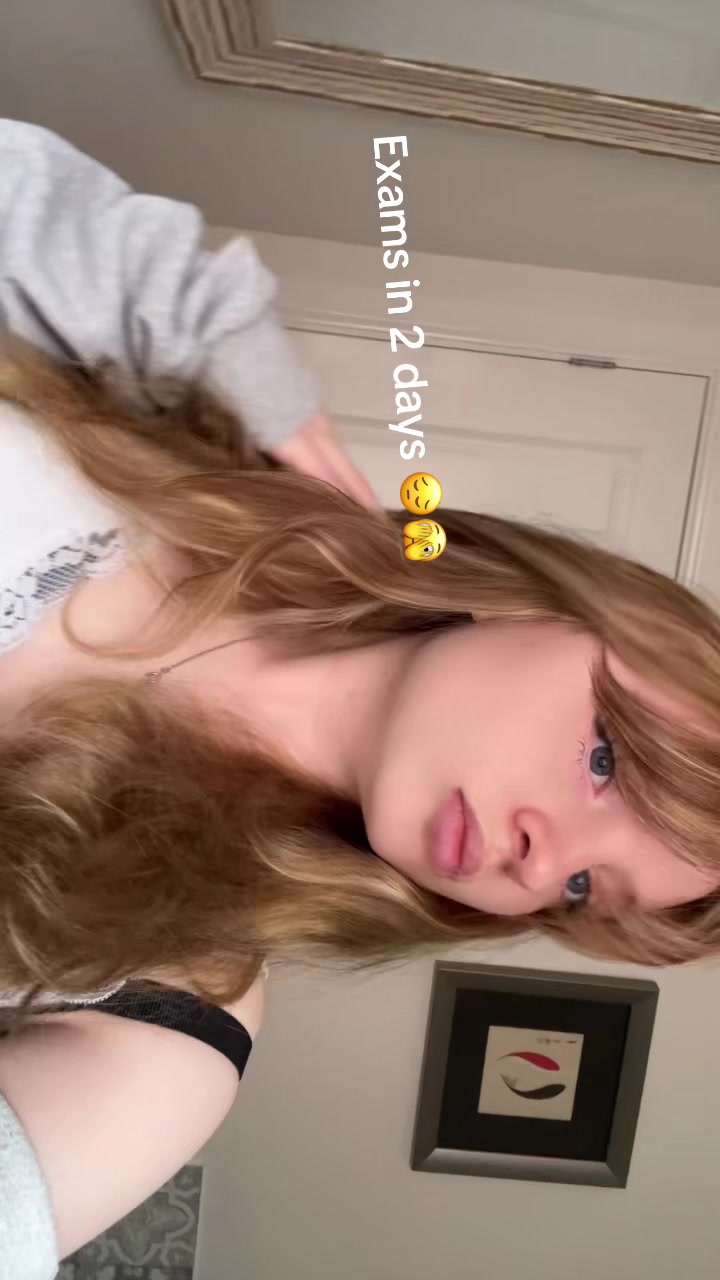 @Notchloe