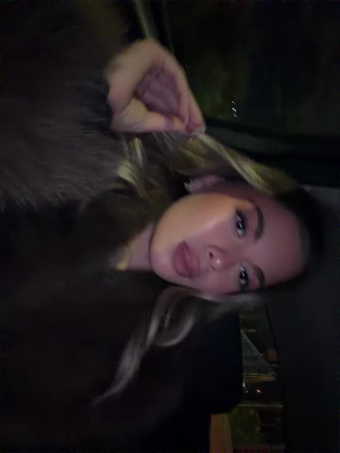 @laura