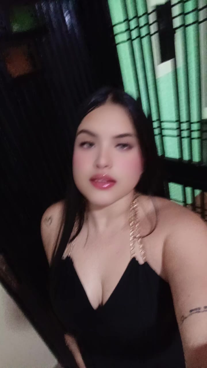 @Valentina🐈⬛•