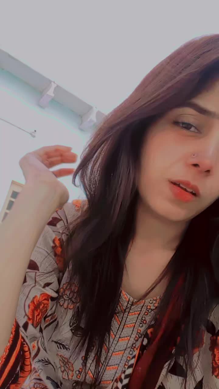 @Dimple Queen 👑
