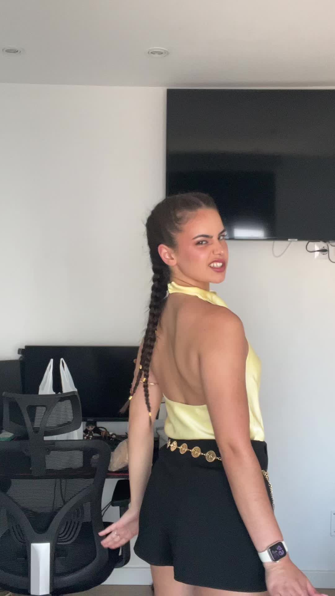 @Julss