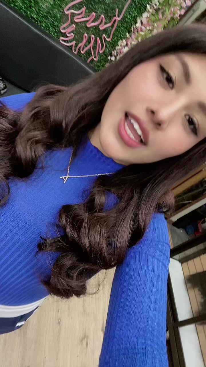 @ANAHI ESQUIBEL🍒
