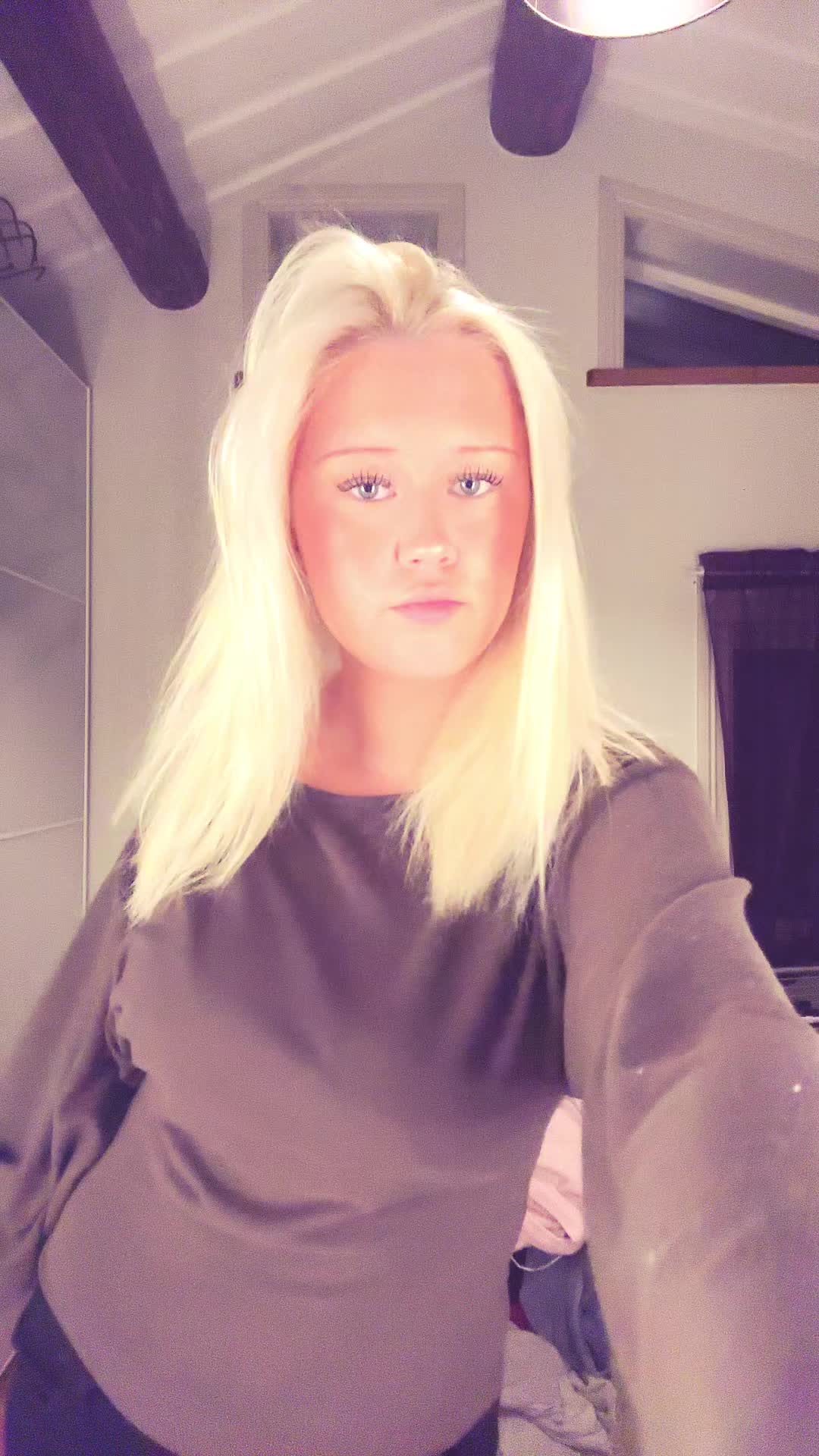 @ℒℴ𝓌𝒶🌇