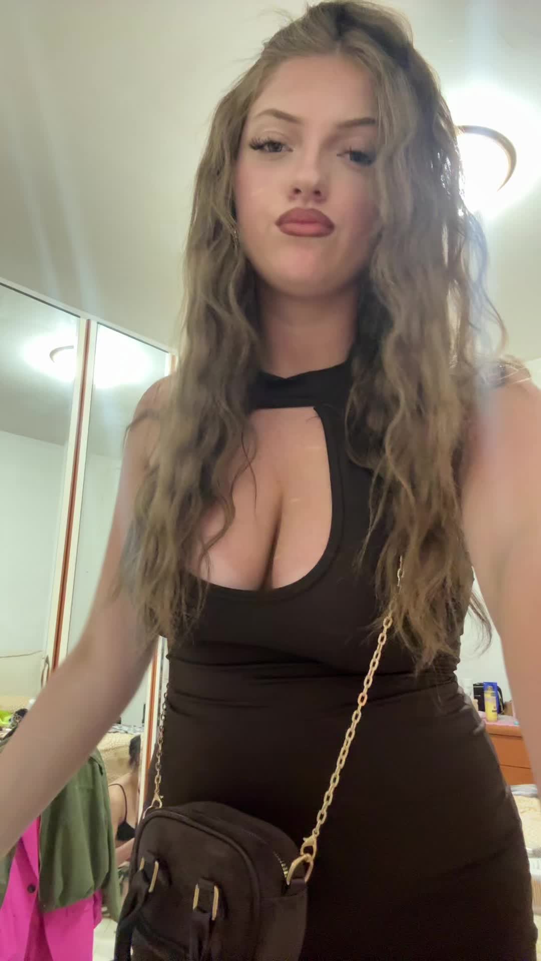 @Gretucc