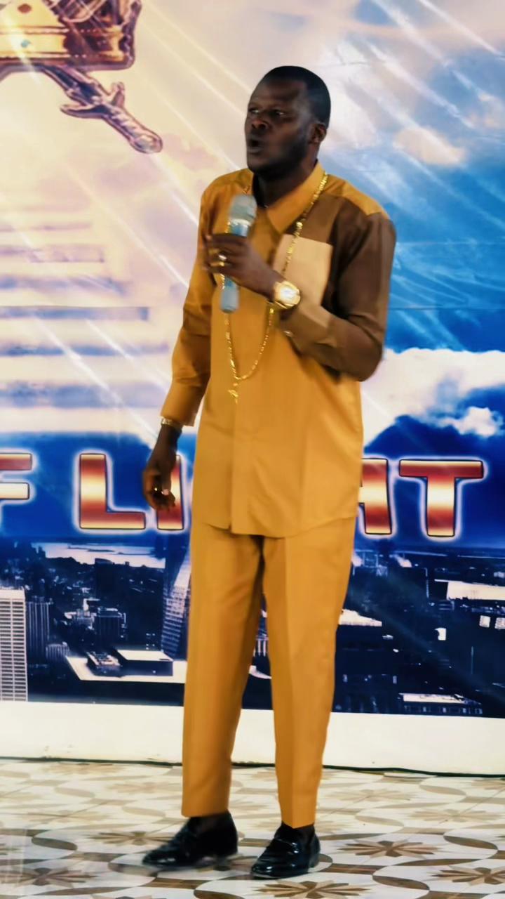 @Apostle Victor Babatunde 1985