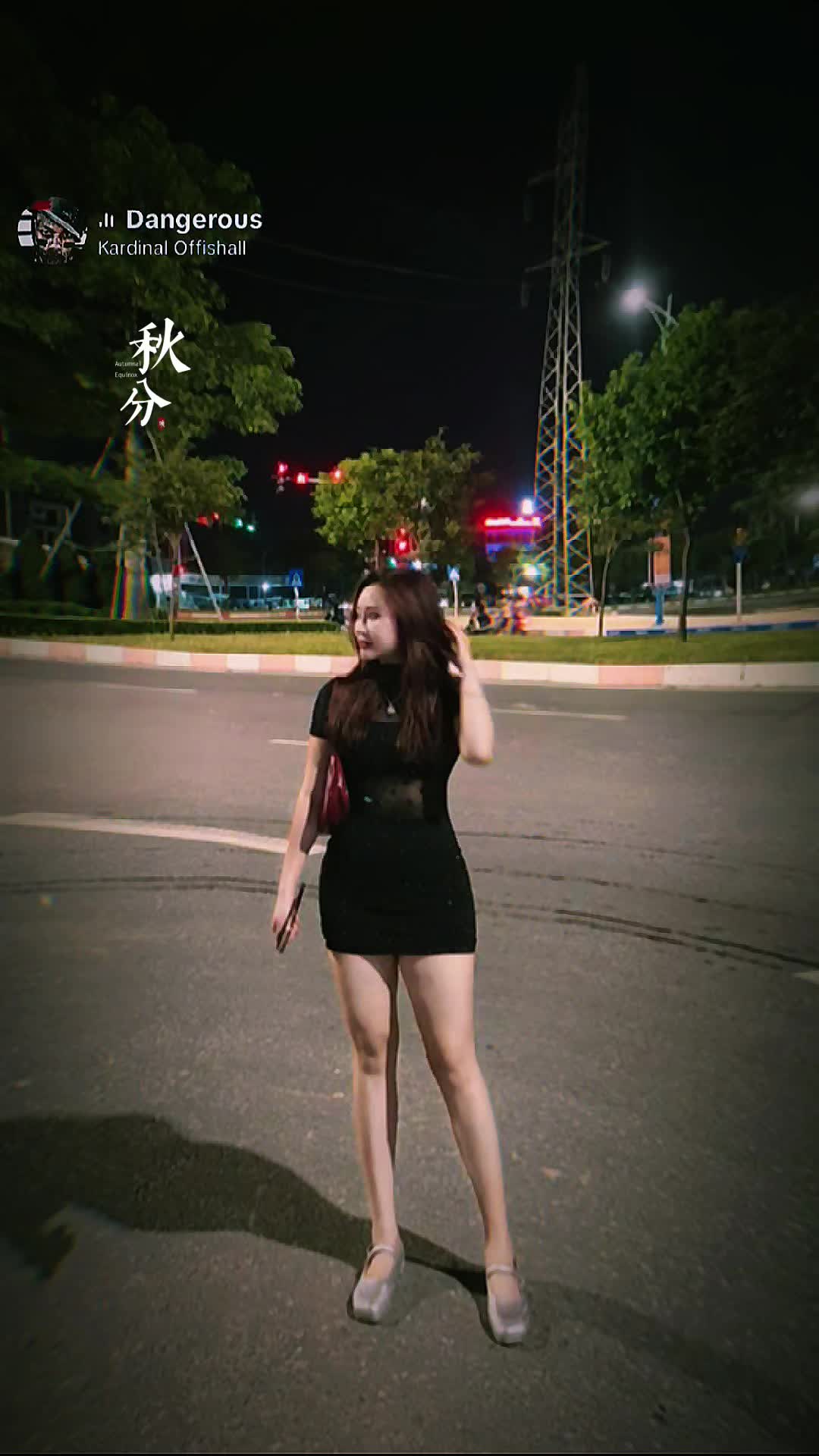 @Nguyễn Thị Hồng Nhung