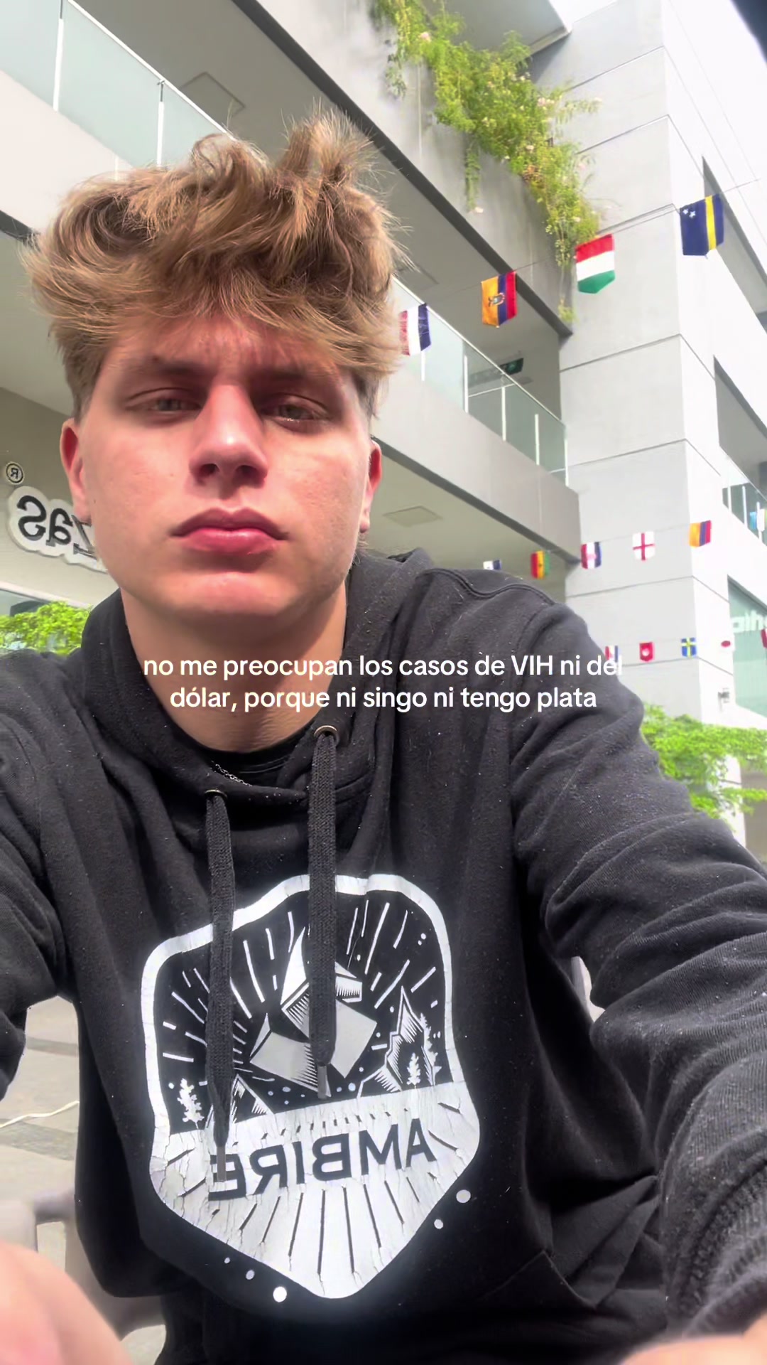 @nicolaa