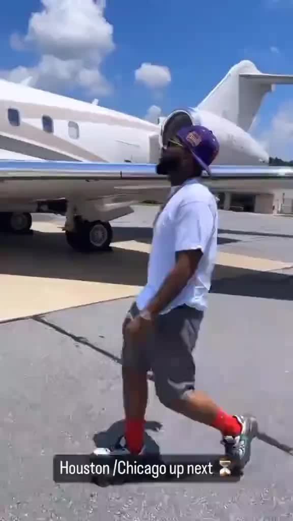 @𓆩𝚈𝙾𝚄𝙽𝙶 𝔻𝔸𝕍𝕀𝔻𓆪♬⋆