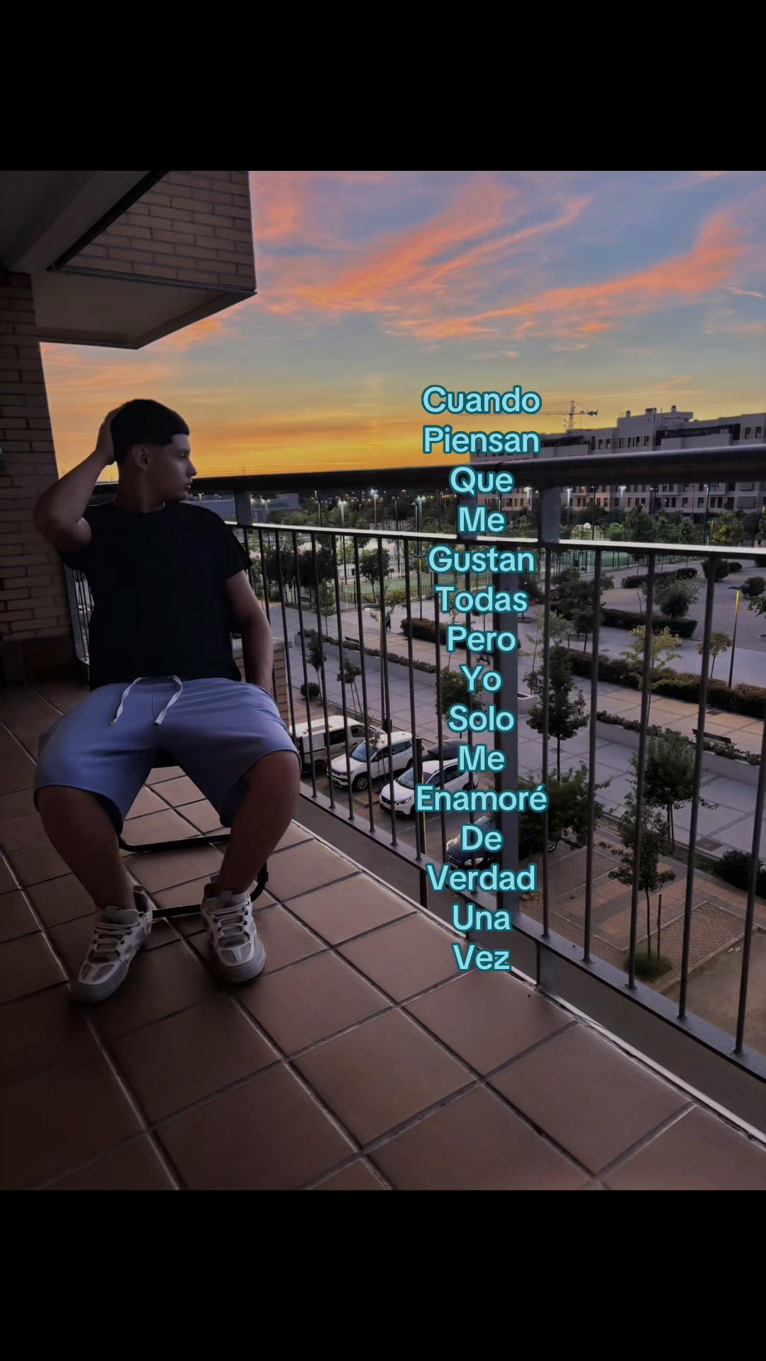 @🪼