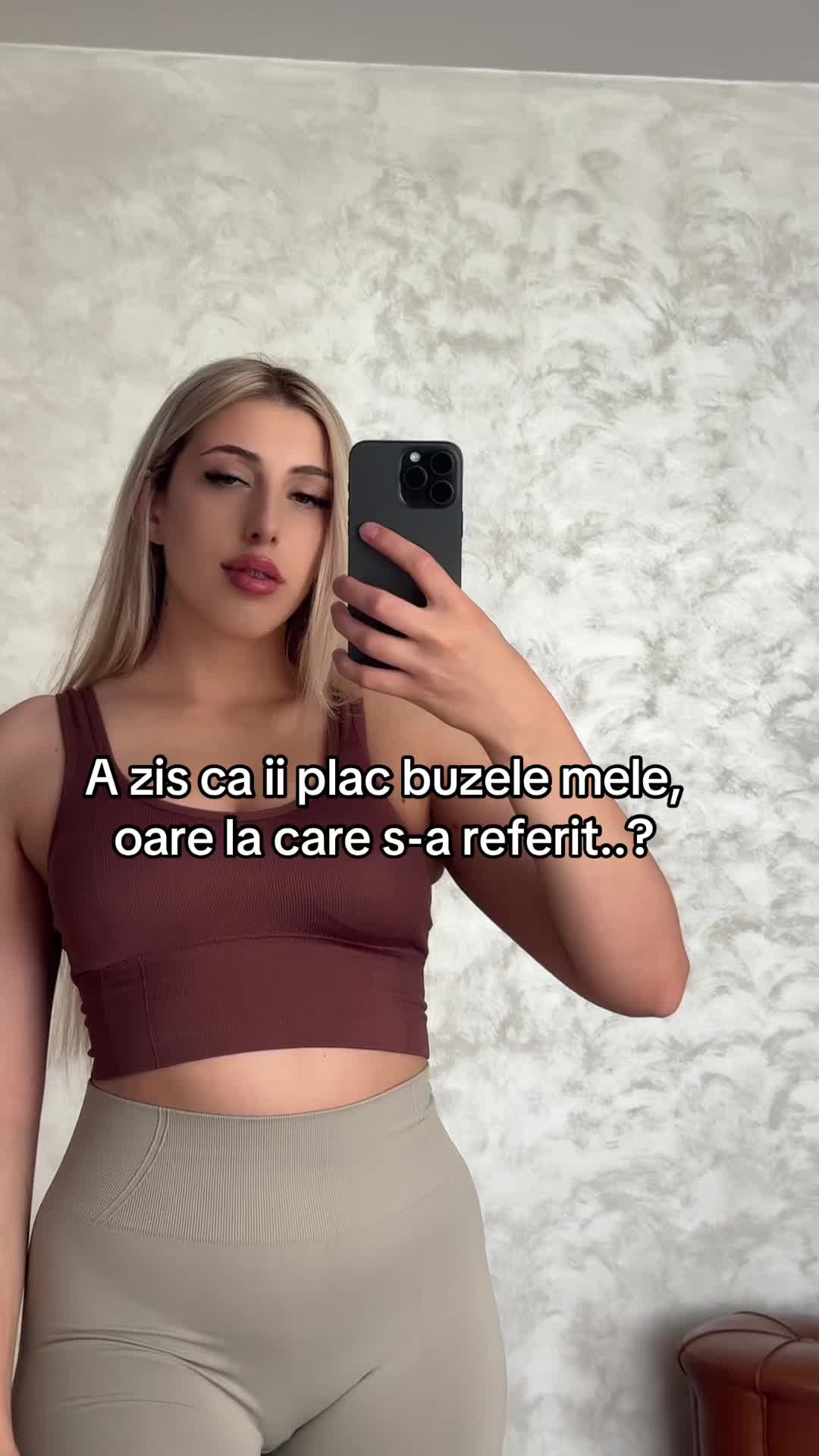 @Elli R