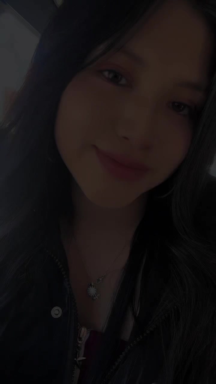 @Leonela