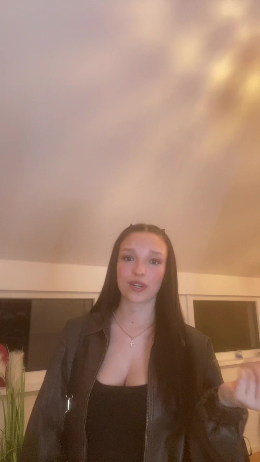 @𝐞𝐥𝐢𝐚𝐧𝐚