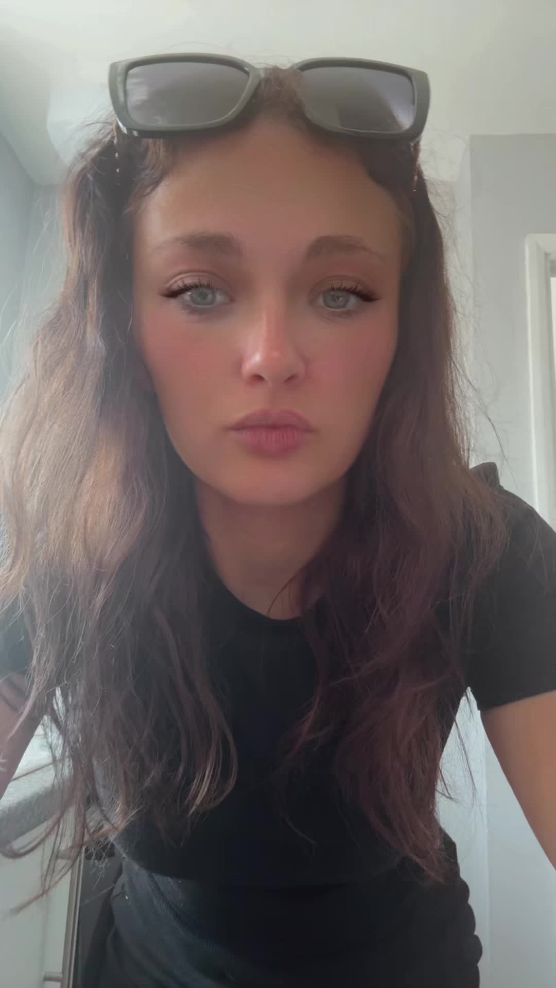 @chloe J