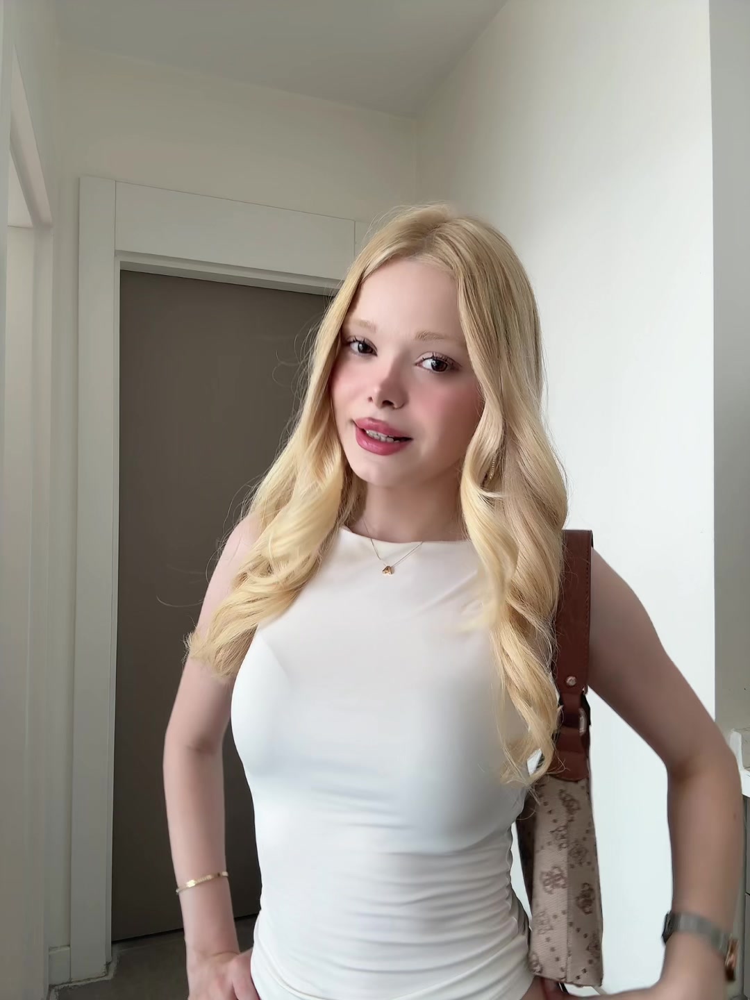 @Stella 👱🏻♀️