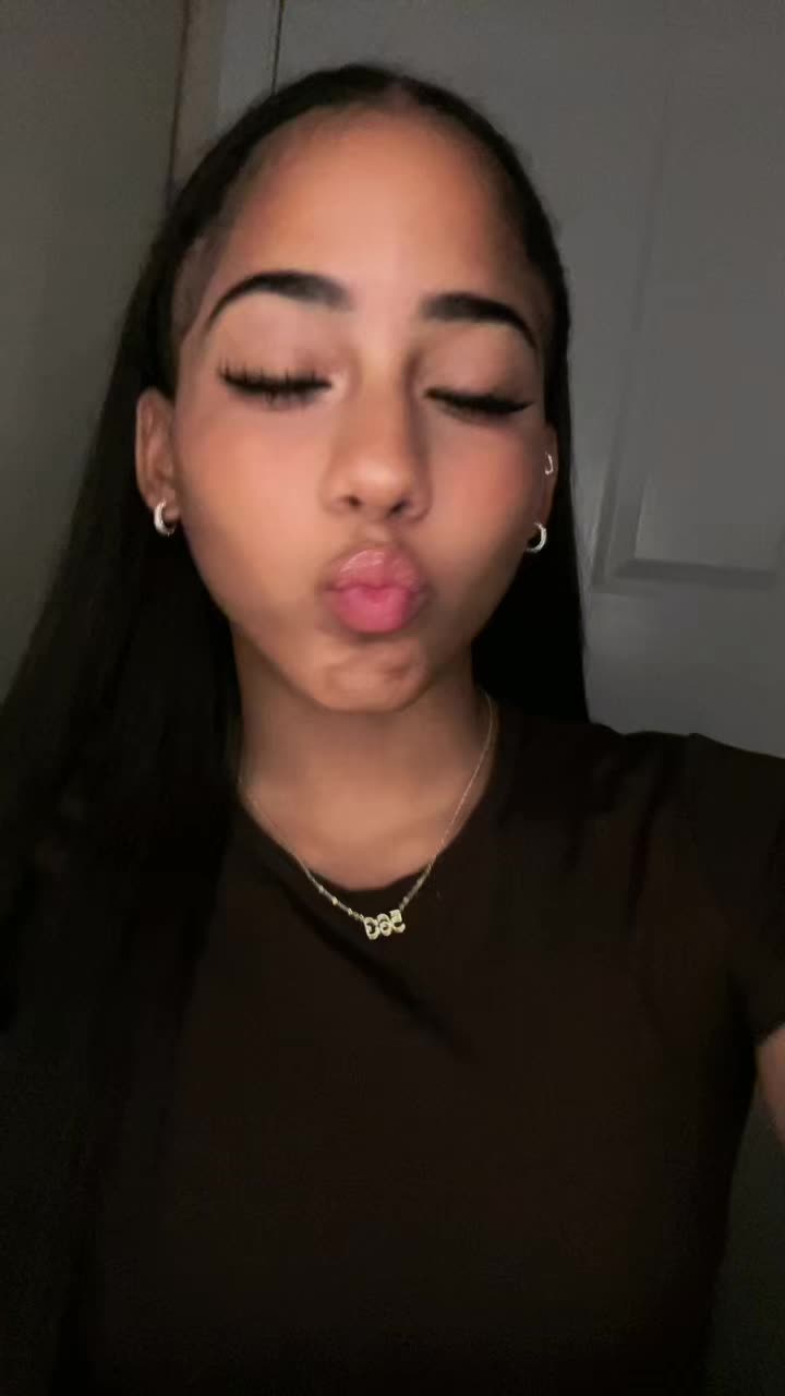 @justaaflirt