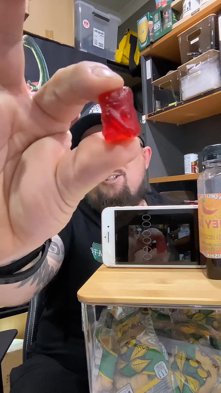 @7h3v0n