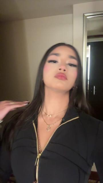 @awfullotofsarahi